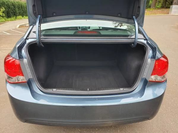 2012 Chevrolet Cruze - Image 9 of 24