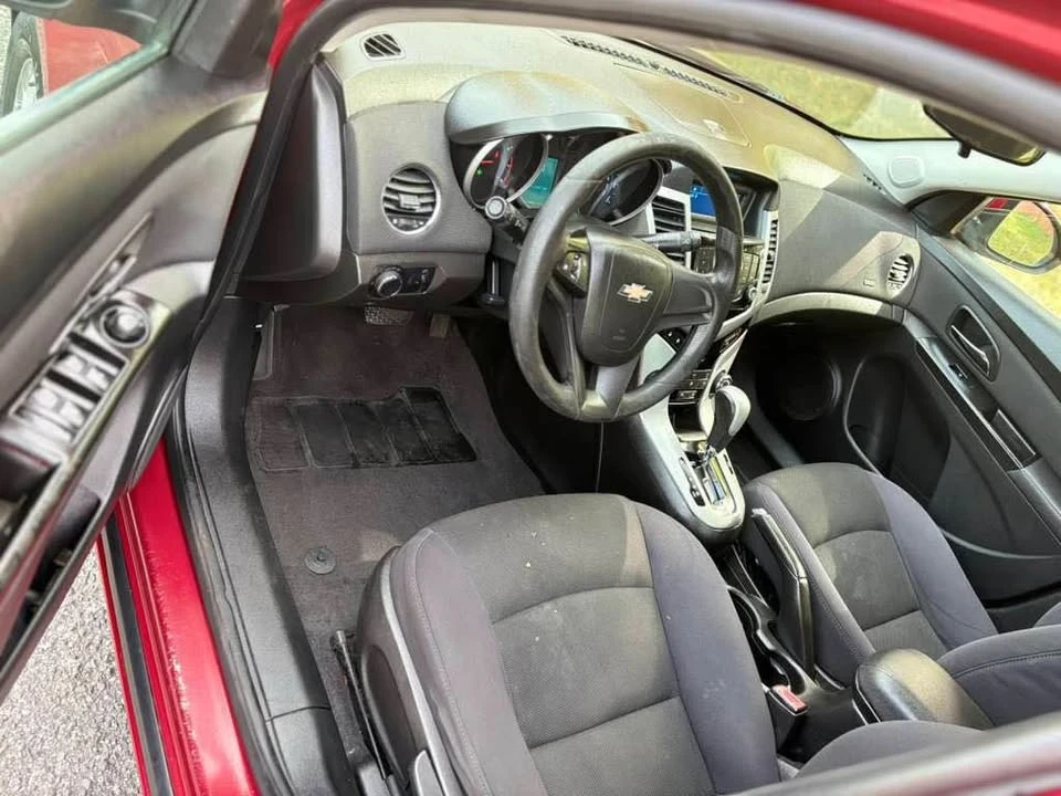 2012 Chevrolet Cruze - Image 5 of 7