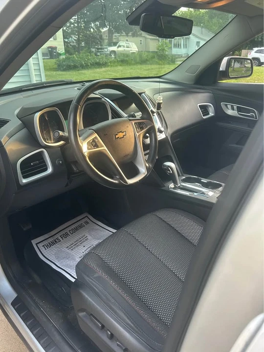 2012 Chevrolet Equinox - Image 6 of 9