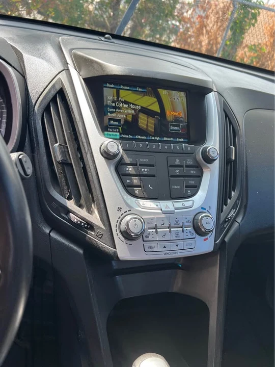 2012 Chevrolet Equinox - Image 4 of 5