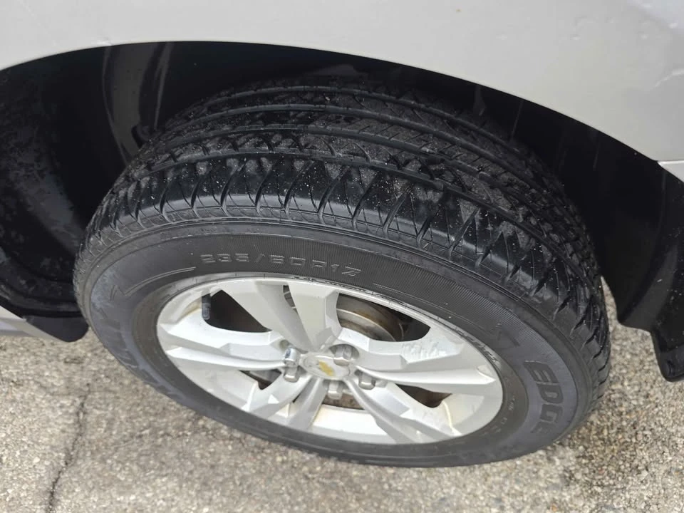 2012 Chevrolet Equinox - Image 10 of 18