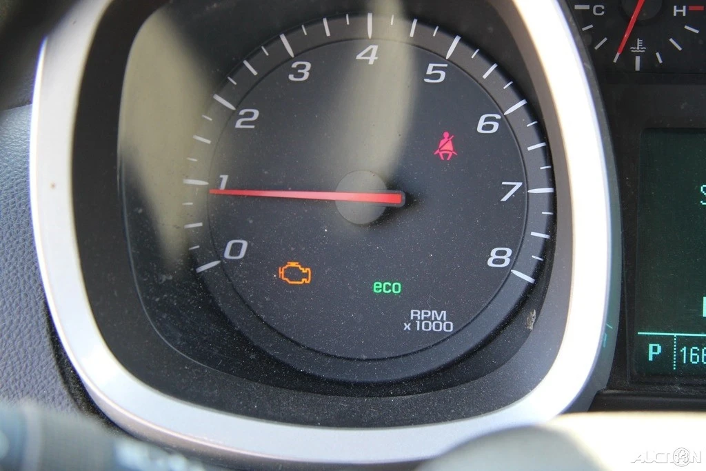 2012 Chevrolet Equinox - Image 16 of 21