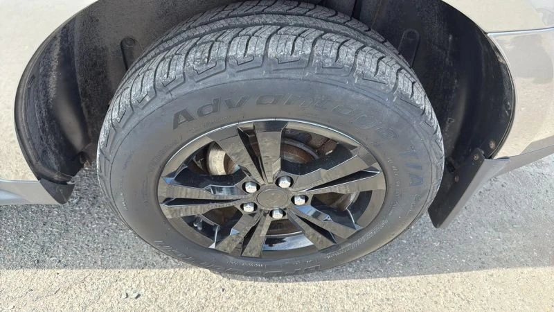 2012 Chevrolet Equinox - Image 9 of 12