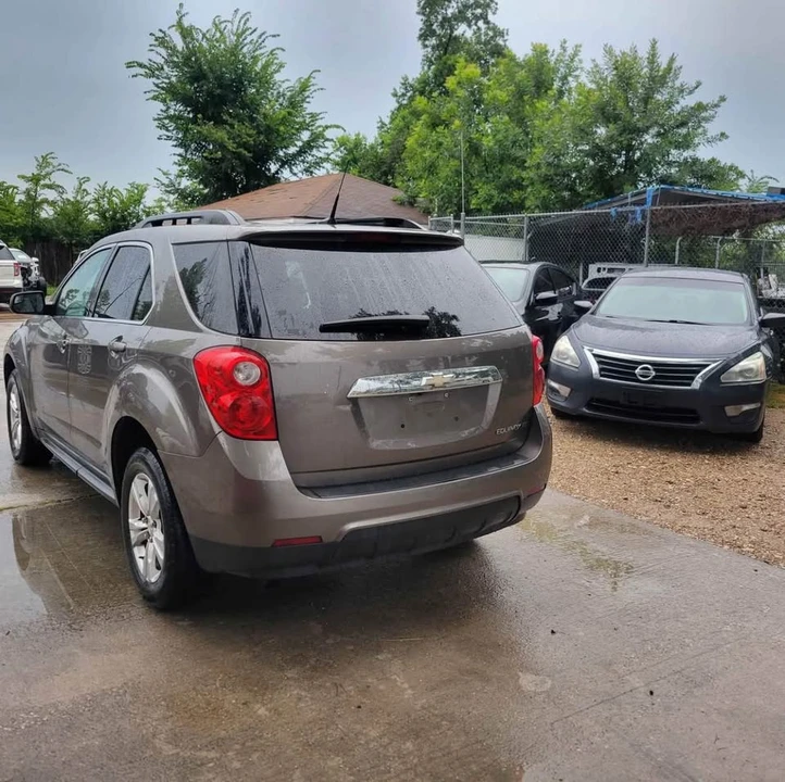 2012 Chevrolet Equinox - Image 2 of 7