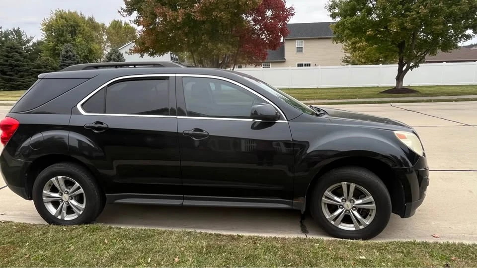 2012 Chevrolet Equinox - Image 2 of 3
