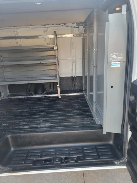 2012 Chevrolet Express - Image 13 of 18