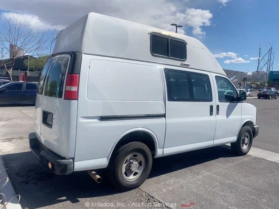 2012 Chevrolet Express - Image 4 of 12