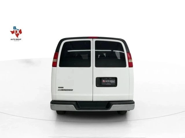 2012 Chevrolet Express - Image 10 of 12