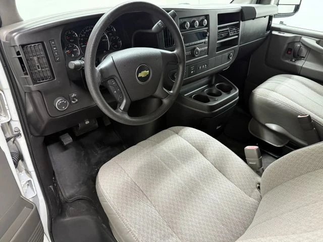 2012 Chevrolet Express - Image 10 of 12