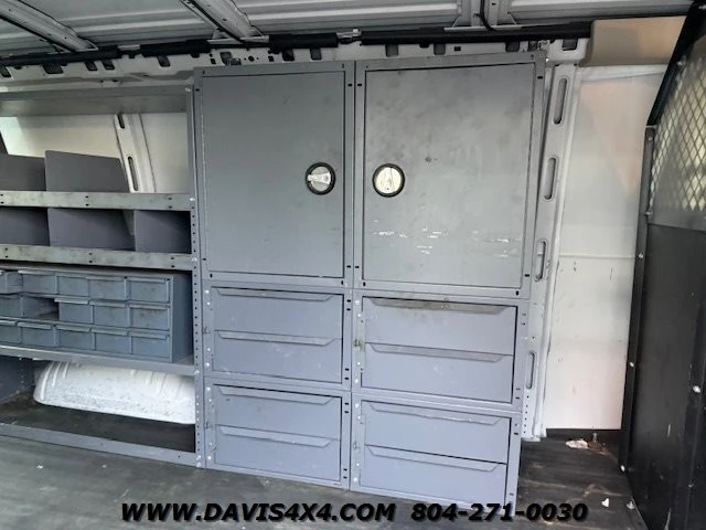 2012 Chevrolet Express - Image 15 of 31
