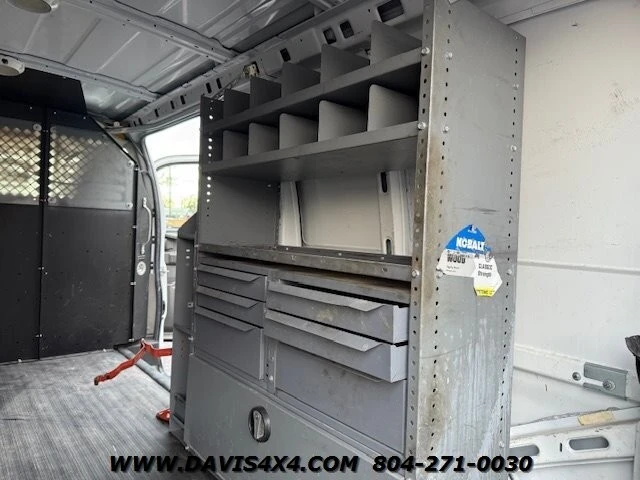 2012 Chevrolet Express - Image 19 of 31