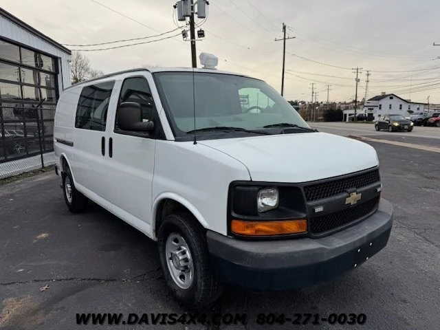 2012 Chevrolet Express - Image 4 of 12