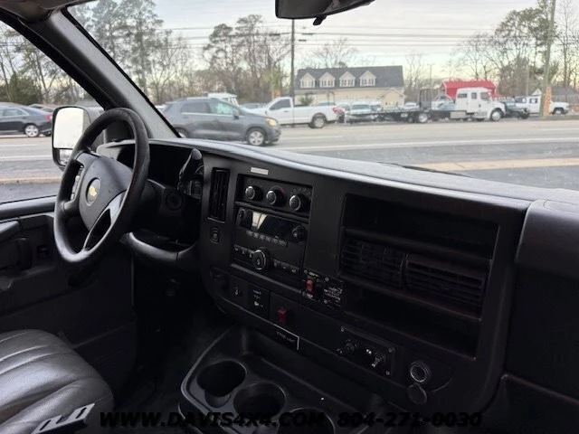 2012 Chevrolet Express - Image 7 of 12