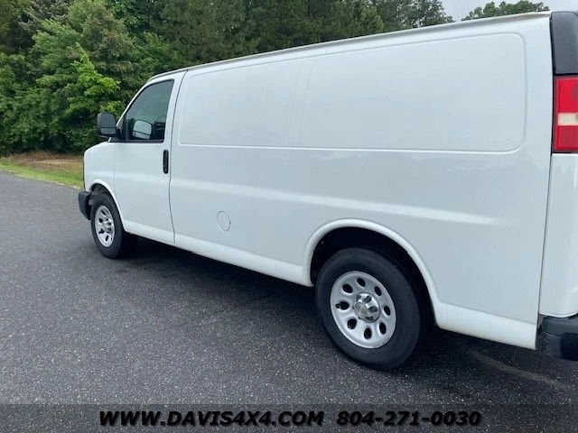 2012 Chevrolet Express - Image 29 of 29
