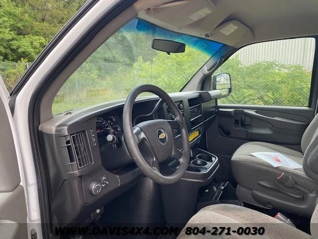 2012 Chevrolet Express - Image 13 of 29