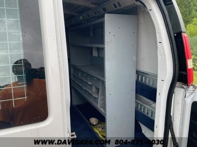 2012 Chevrolet Express - Image 19 of 29