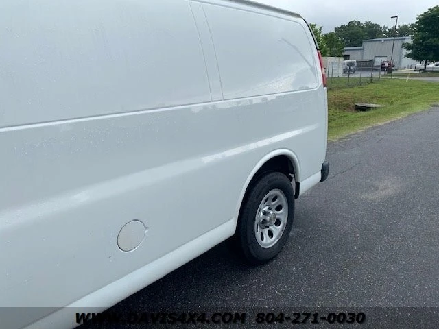 2012 Chevrolet Express - Image 27 of 29