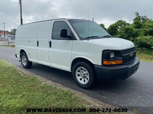 2012 Chevrolet Express - Image 3 of 29