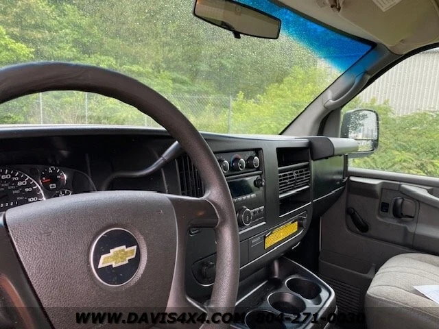2012 Chevrolet Express - Image 8 of 29