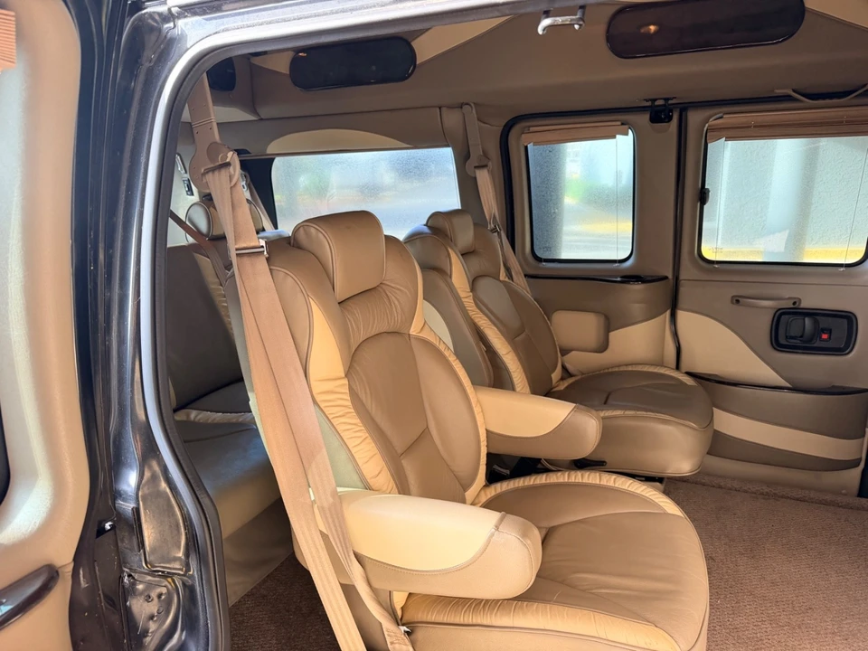 2012 Chevrolet Express - Image 9 of 13
