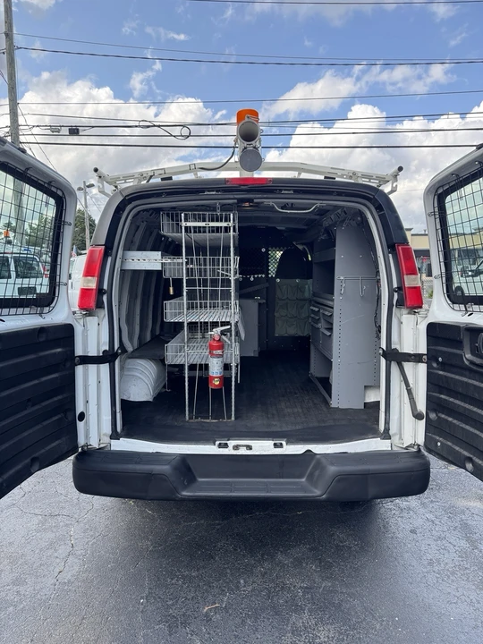 2012 Chevrolet Express - Image 12 of 17