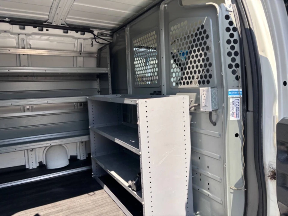 2012 Chevrolet Express - Image 11 of 12