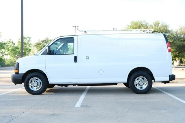 2012 Chevrolet Express - Image 7 of 21