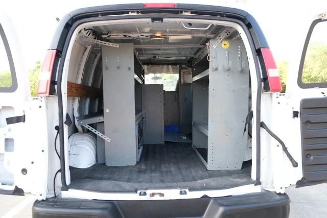 2012 Chevrolet Express - Image 21 of 21