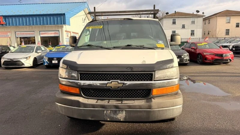 2012 Chevrolet Express - Image 2 of 12