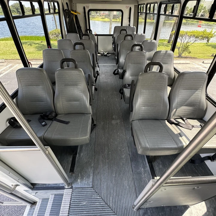 2012 Chevrolet Express - Image 18 of 21