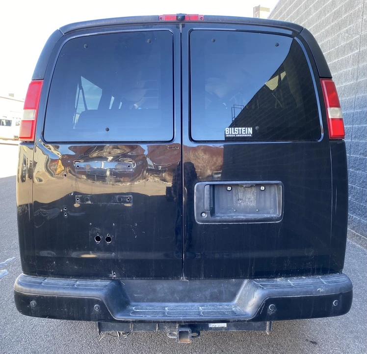 2012 Chevrolet Express - Image 4 of 21