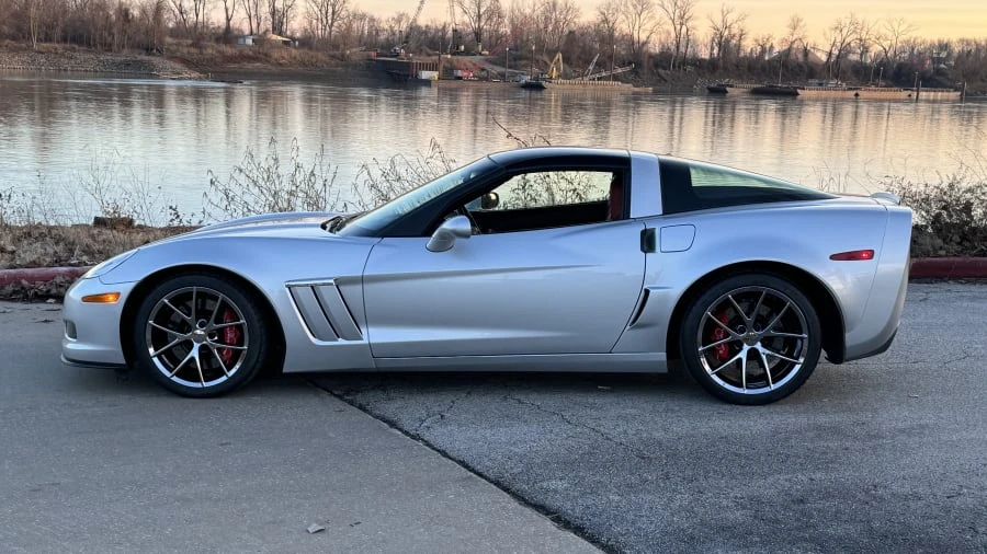 2012 Chevrolet Corvette C6 - Image 2 of 8