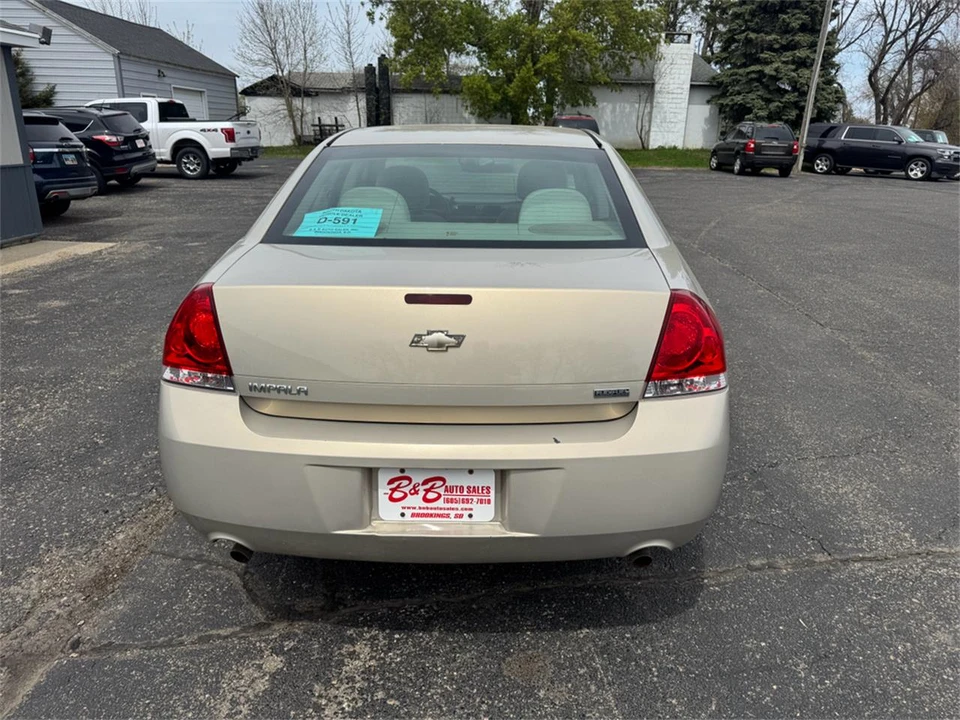 2012 Chevrolet Impala 9th Gen - Image 11 of 31