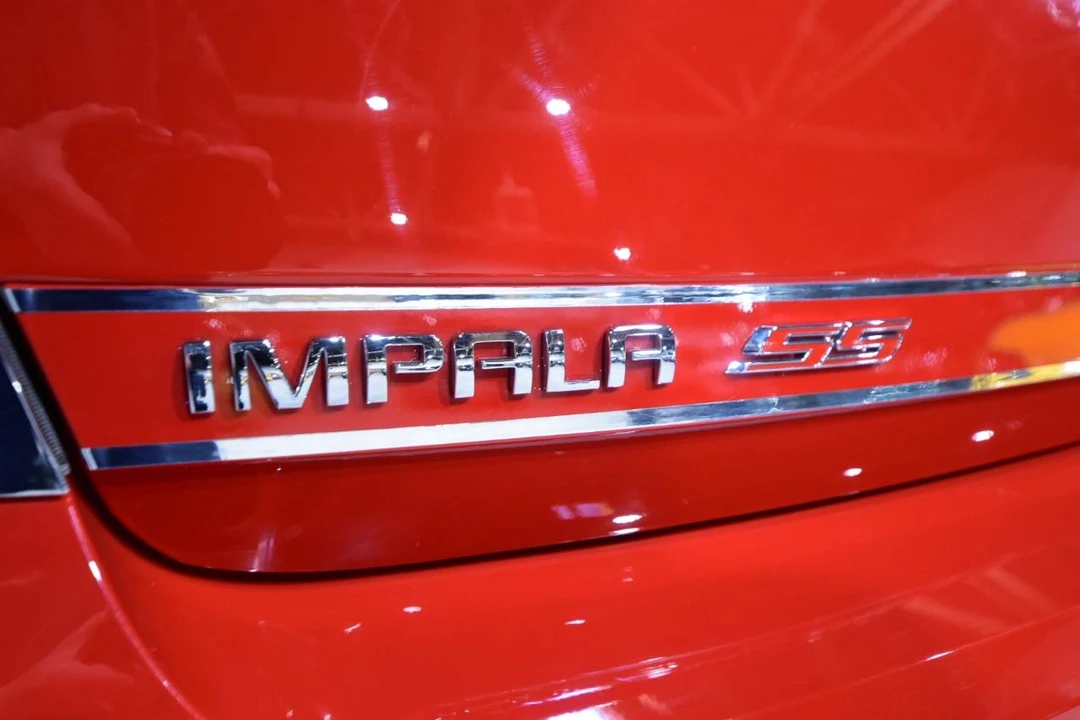 2012 Chevrolet Impala 9th Gen - Image 10 of 31