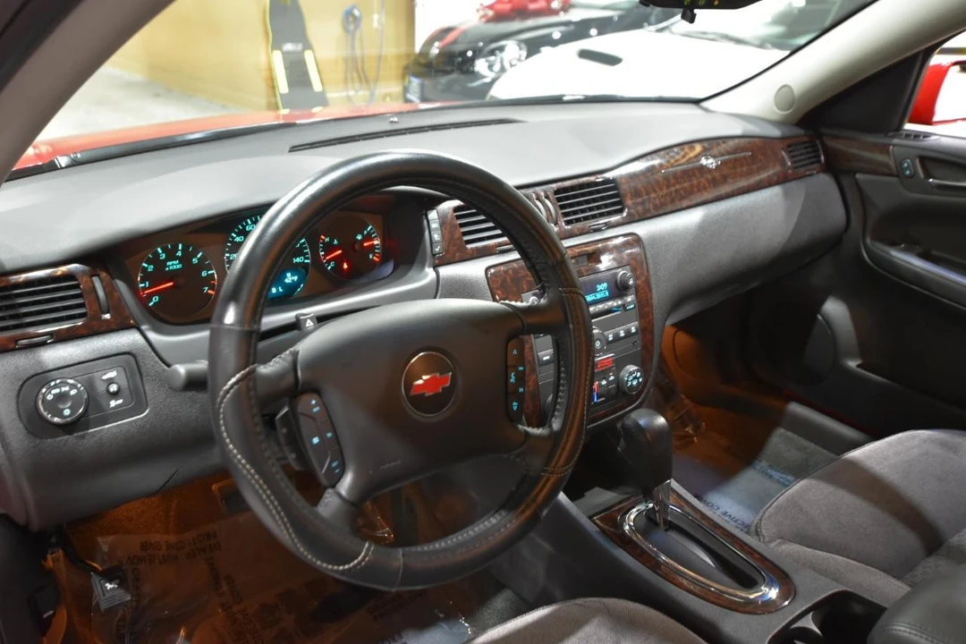 2012 Chevrolet Impala 9th Gen - Image 18 of 31