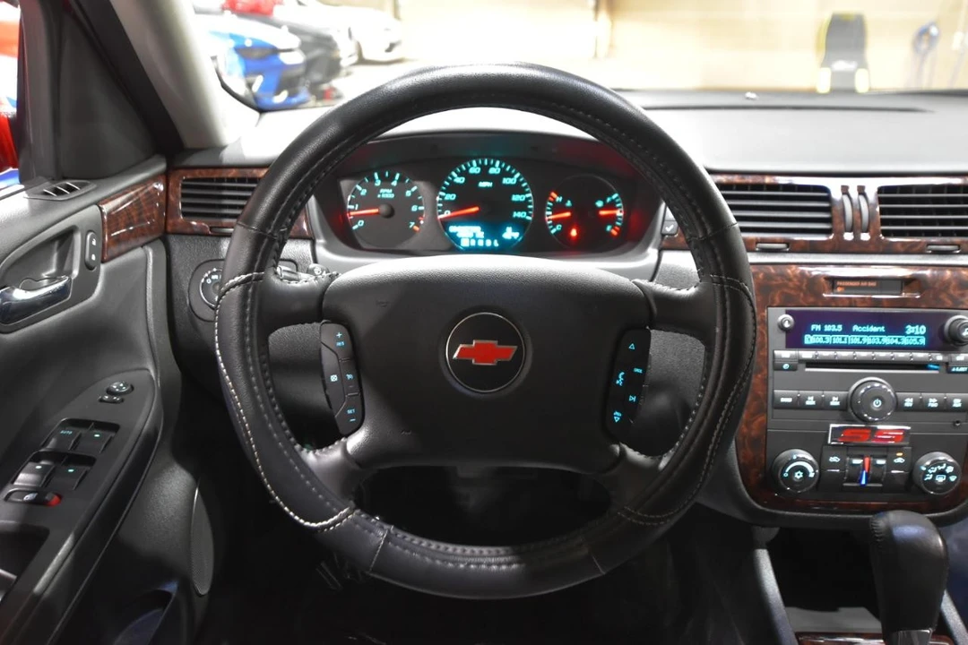 2012 Chevrolet Impala 9th Gen - Image 19 of 31