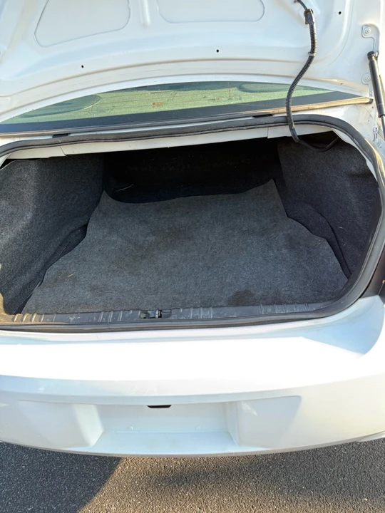 2012 Chevrolet Impala 9th Gen - Image 11 of 17
