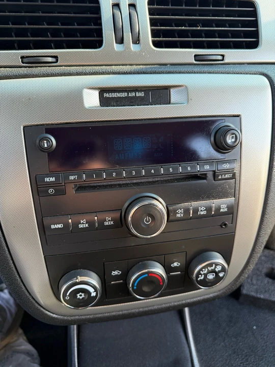 2012 Chevrolet Impala 9th Gen - Image 13 of 17