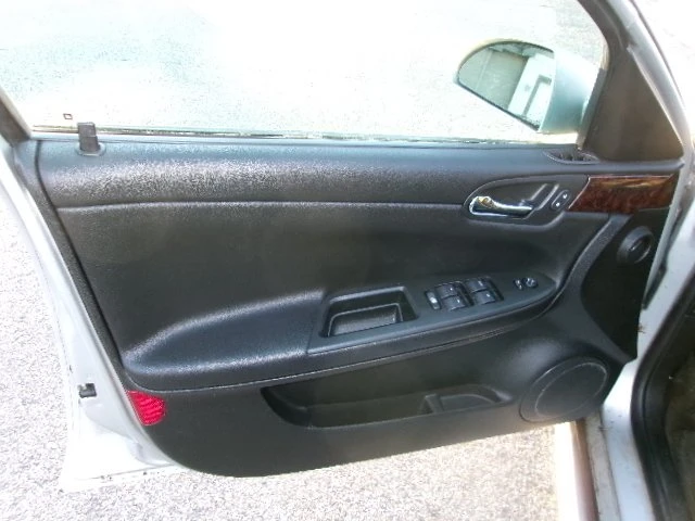 2012 Chevrolet Impala 9th Gen - Image 4 of 20