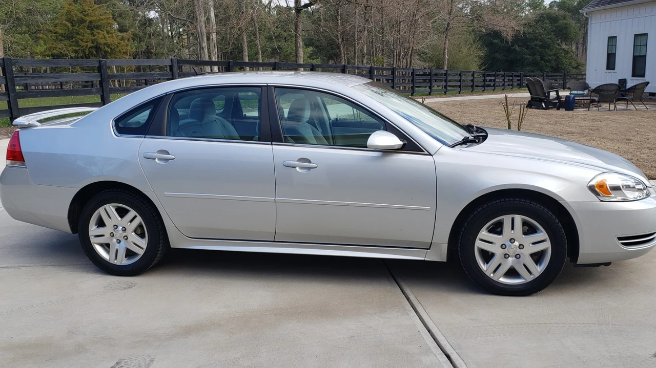 2012 Chevrolet Impala 9th Gen - Image 6 of 21