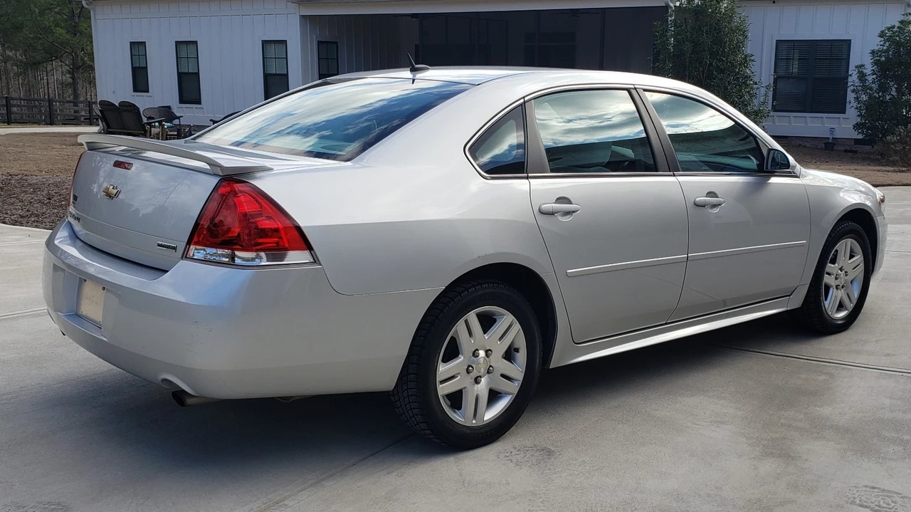 2012 Chevrolet Impala 9th Gen - Image 5 of 21