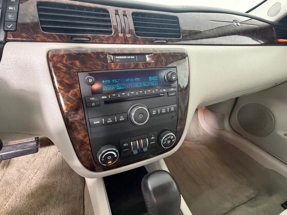 2012 Chevrolet Impala 9th Gen - Image 17 of 25