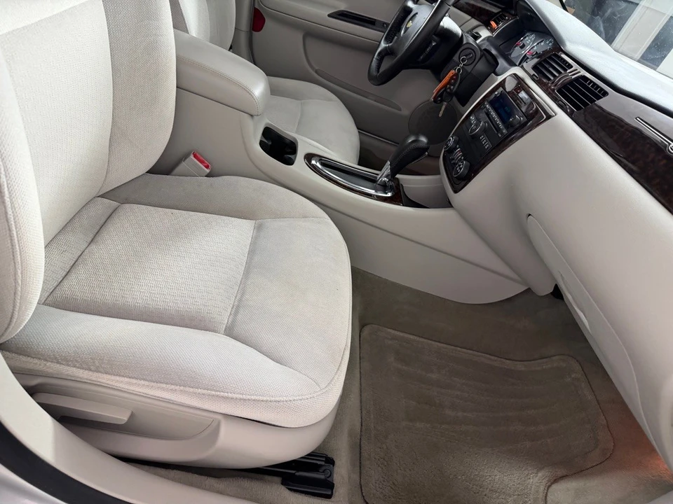 2012 Chevrolet Impala 9th Gen - Image 23 of 25