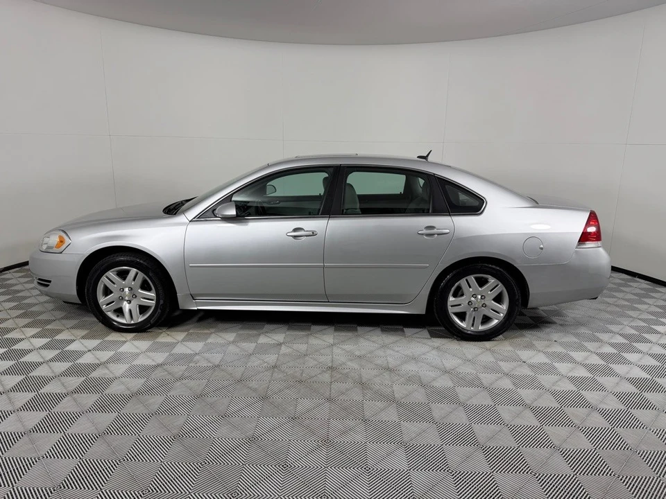 2012 Chevrolet Impala 9th Gen - Image 8 of 25