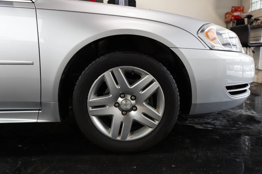 2012 Chevrolet Impala 9th Gen - Image 19 of 21