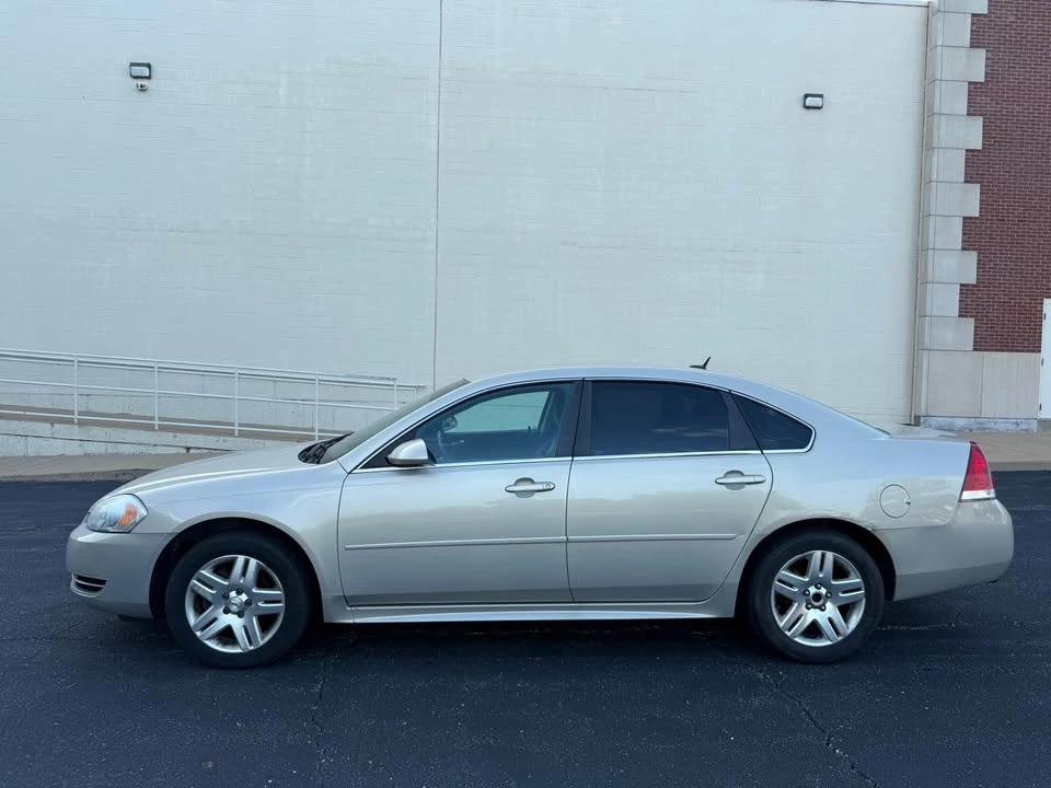 2012 Chevrolet Impala 9th Gen - Image 2 of 16