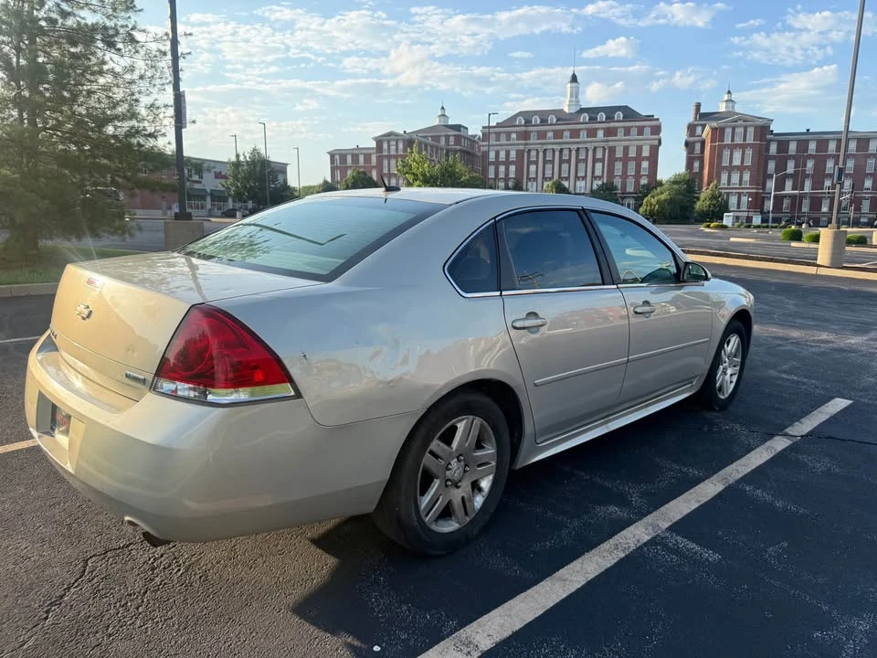 2012 Chevrolet Impala 9th Gen - Image 5 of 16