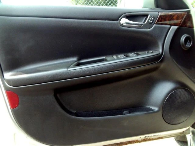 2012 Chevrolet Impala 9th Gen - Image 10 of 21