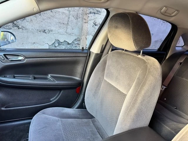 2012 Chevrolet Impala 9th Gen - Image 13 of 21