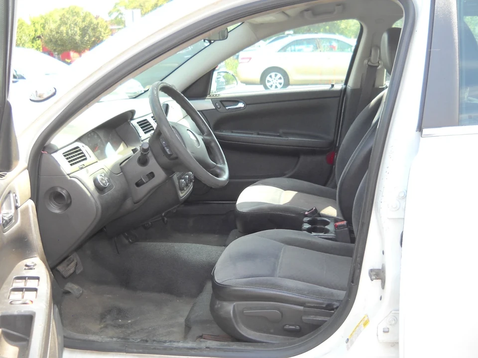 2012 Chevrolet Impala 9th Gen - Image 10 of 21